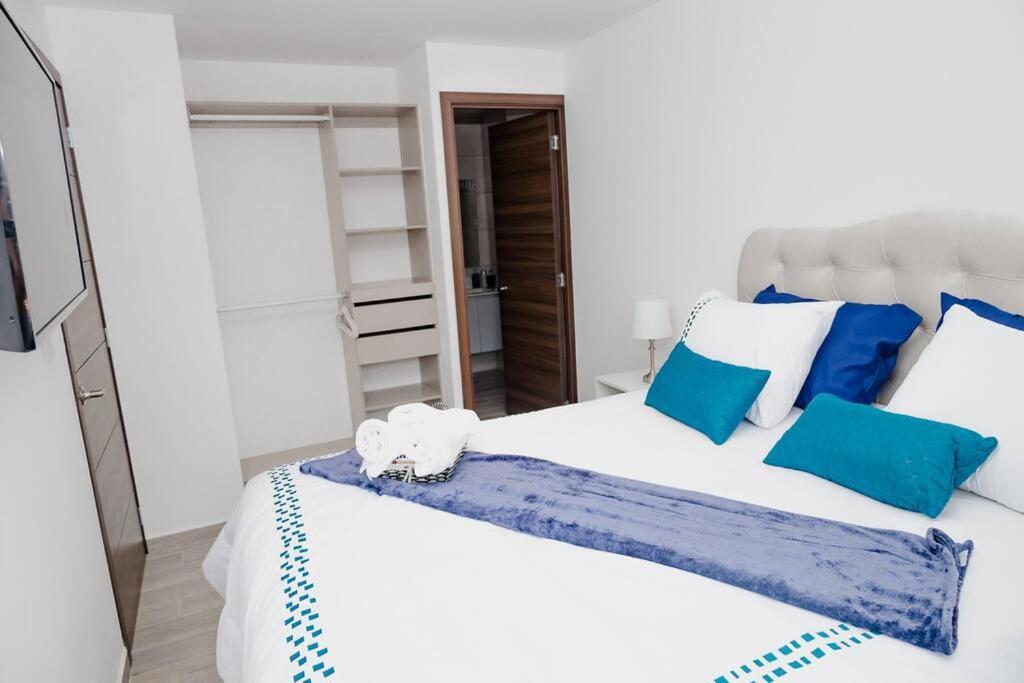 Apartamento De Lujo En Zona 10 Guatemala City Exterior photo