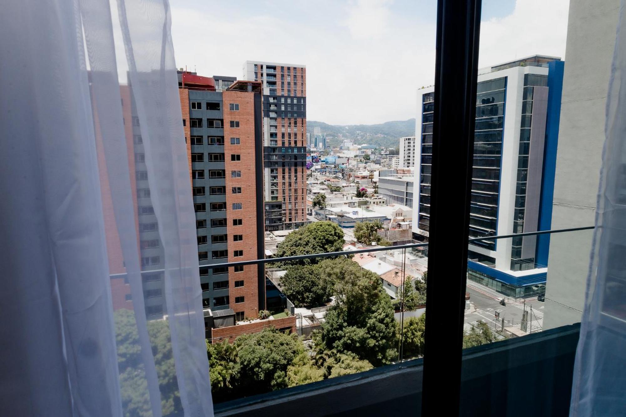 Apartamento De Lujo En Zona 10 Guatemala City Exterior photo